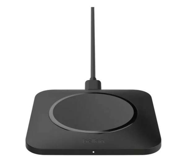 BELKIN Podkładka ładująca bezprzewodowa BoostCharge Qi 15W czarna WIA007vfBK - 1241045 - zdjęcie 2